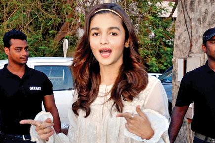 Spotted: Alia Bhatt mixes boho vibes with urban charm at recent event