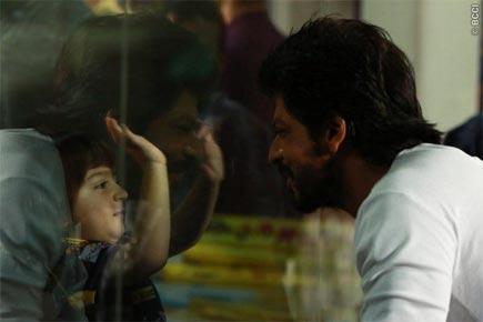 Shah Rukh Khan attends KKR match with son AbRam, showers kisses on fans