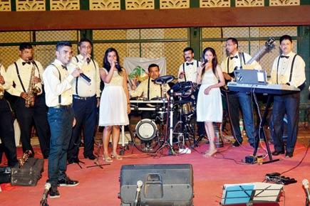 Mumbai: East Indian band gives first public performance, as Bandra gets movin' and groovin'