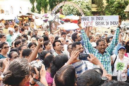 Mumbai: Parishioners from Kandivli church take to the streets to save graveyard