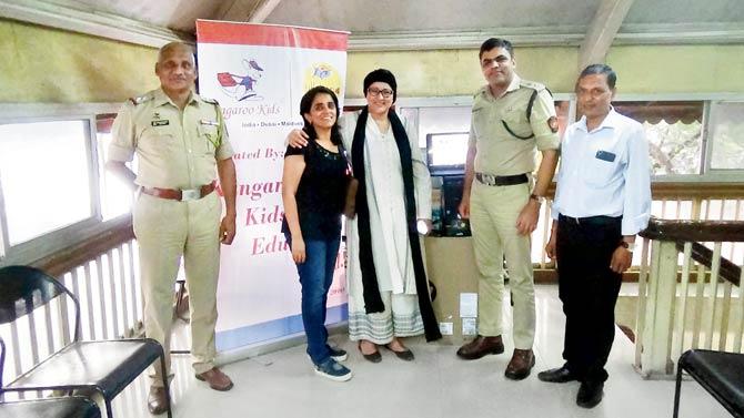 (Left to right) Police Inspector Kalundre, Divya Punjab (culture custodian), Lina Ashar, DCP Satyanarayan Chaudhary and Shuklaji
