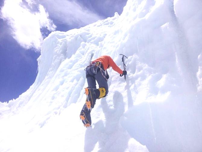 Shaikh climbs his way to Everest’s peak