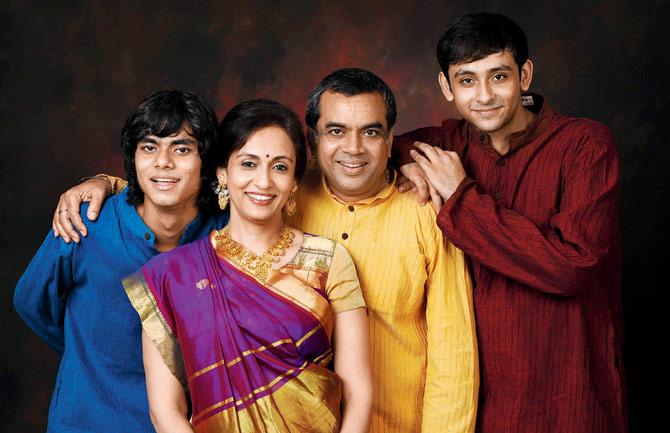 Swaroop Sampat and Paresh Rawal  with their sons Aditya (left) and Anirudha