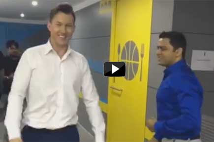 Watch Video: When 'bowler' Aakash Chopra hurt Brett Lee with his bouncer