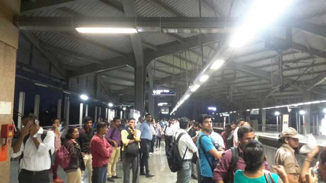 Mumbai Metro commuters stranded