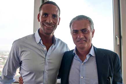 Ferdinand congratulates Mourinho for getting 'challenging' job at Man United