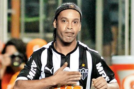 Ronaldinho eyes return in second half of year