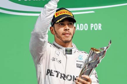 F1: Hamilton feels it's 'too late' to stop Rosberg from winning title