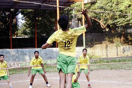 How one man and volleyball saved these Mumbai kids from drugs