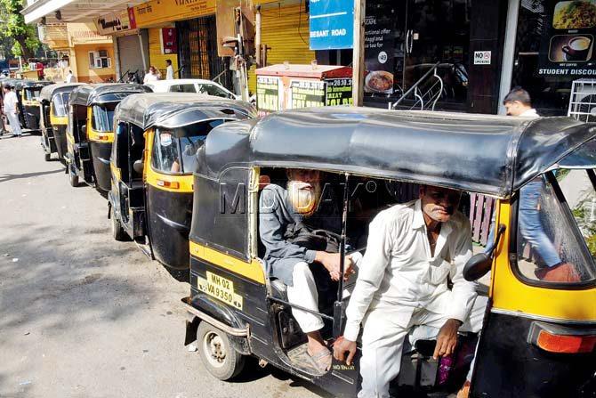 Share autorickshaws line at Ville Parle (West) today. Pic/ Nimesh Dave