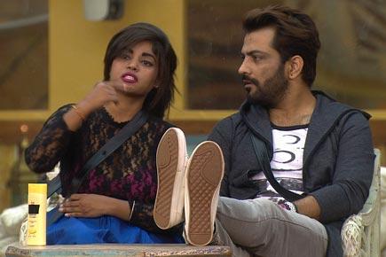 'Bigg Boss 10' Day 26: Why are Mona, Manveer and Manu miffed with Lokesh?
