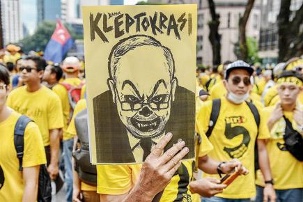 Protesters demand Malaysian PM's resignation over graft