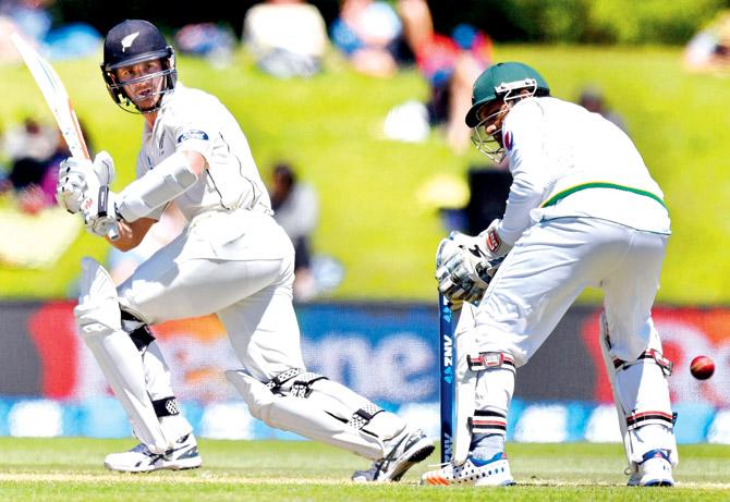 Kane Williamson plays a leg-side shot on the fourth day of the first Test against Pakistan at Christchurch yesterday. Pic/AFP