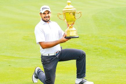Bhullar pips Jeev to win Indonesia Open
