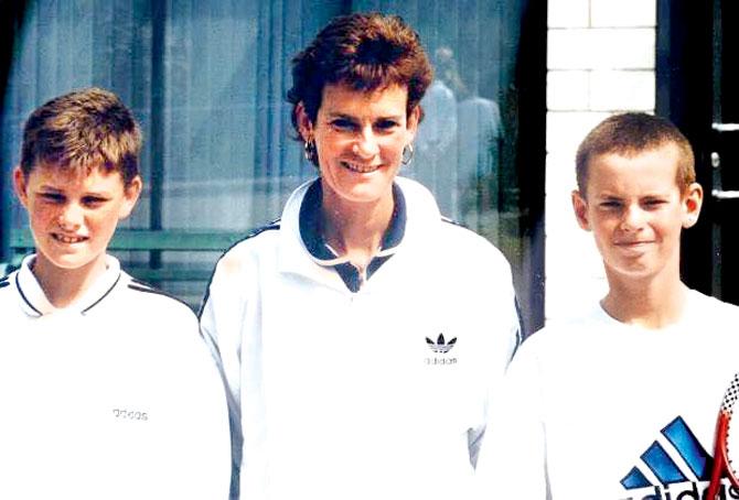 Judy Murray posted this picture on Twitter of her two sons, Andy and Jamie after the match