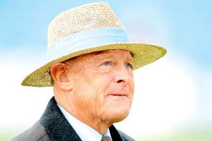 IND vs ENG: Painful back problem forces Sir Geoffrey Boycott to head home