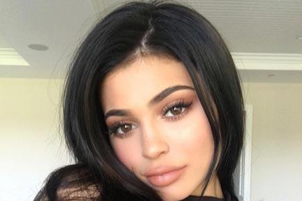 Kylie Jenner ditches blonde hair colour