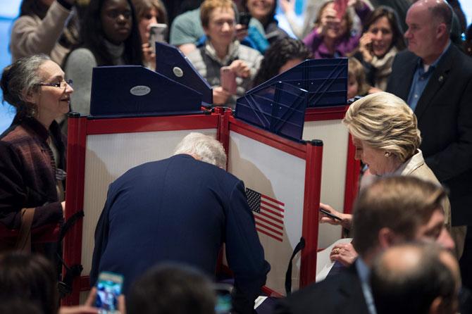 Watch video: Hillary and Bill Clinton cast their vote in New York