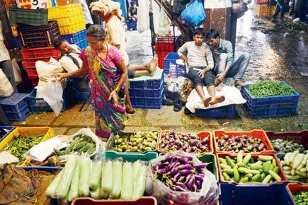 Impact of ban on Rs 500, Rs 1000: Fruits, veggies to become costlier?