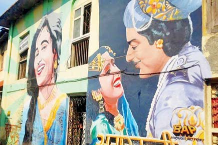 A fun mystery hunt for kids through Bandra's bylanes