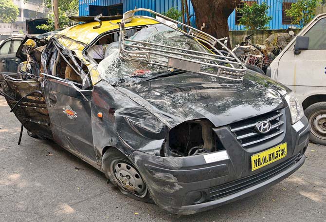 The mangled taxi. Pic/MID-DAY Photo