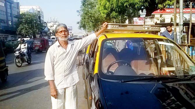 Mithalal Pandey, taxi driver