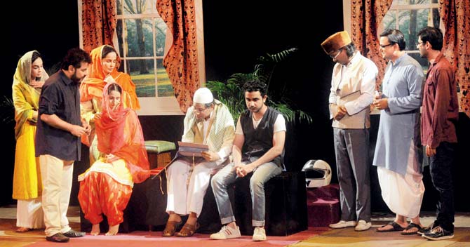 Actors perform in the theatre production Phir Se Shaadi. Pic/Narendra Dangiya