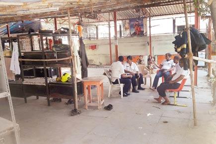 Thane: Mumbra firefighters working out of a stinking pandal