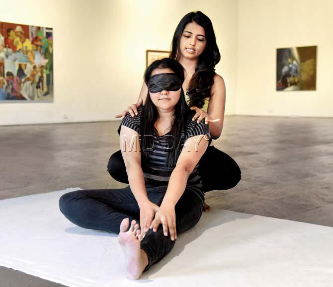What Is Blindfolded Yoga?