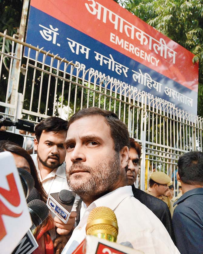 Rahul Gandhi was detained twice following his attempts to enter the RMLâÂu00c2u0080Âu00c2u0088Hospital to meet the family of the ex-serviceman. Pic/PTI