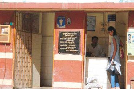 Now, rate public toilets in Mumbai for cleanliness