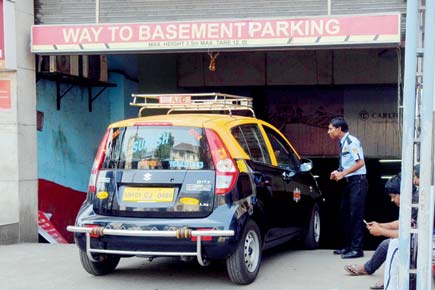 mid-day special drive: How Mumbai malls treat auto and taxi drivers