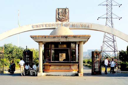 Mumbai University restricts entry at two gates, students irked