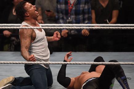 Former German goalie Tim Wiese scores on WWE debut as 'The Machine'