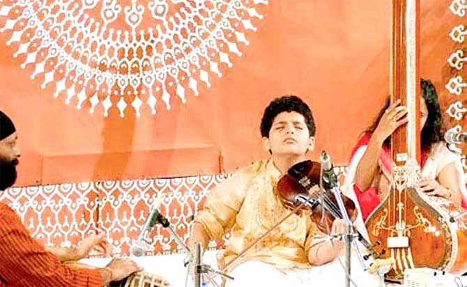 Yadnesh Raykar at a performance