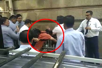 Tata Group security guards beat up mid-day photographer 
