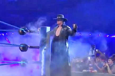 WWE SmackDown: Undertaker makes an epic return with a warning