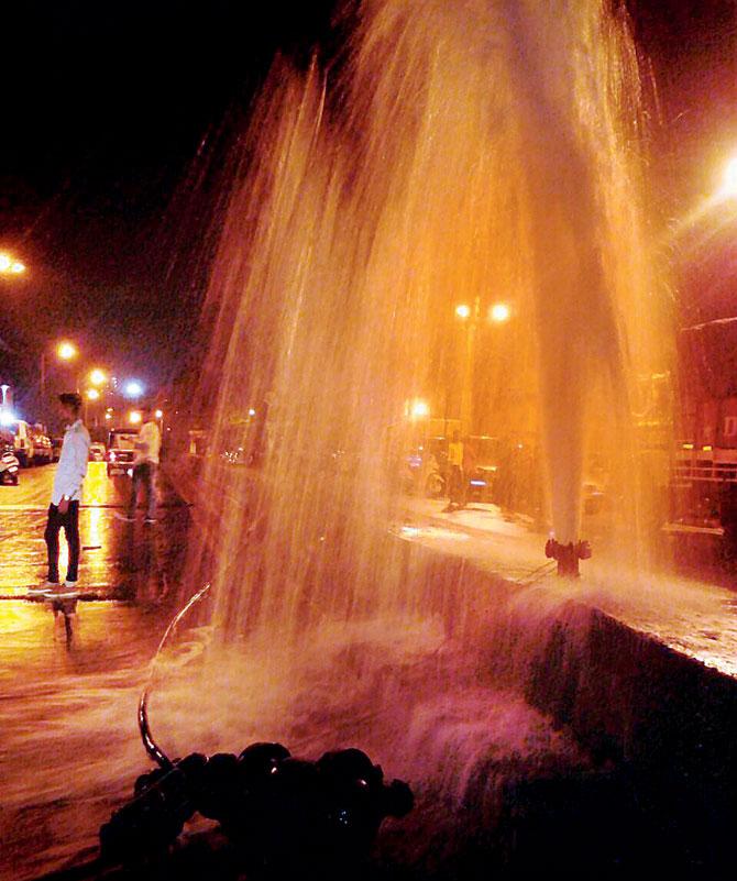 The water fountain caused after a vehicle knocked off the water pipeline valve in a crash near Thane (West)