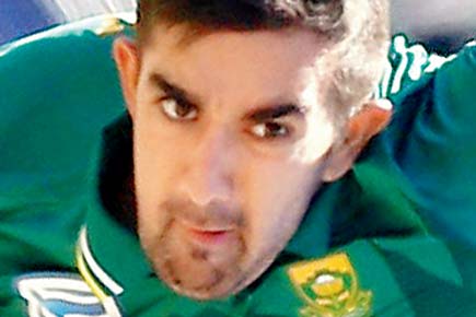 Proteas pick uncapped spinners for Oz Tests