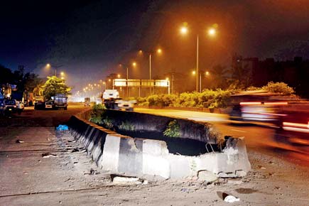 Mumbai: 25-year-old crashes bike into road divider, dies on the spot