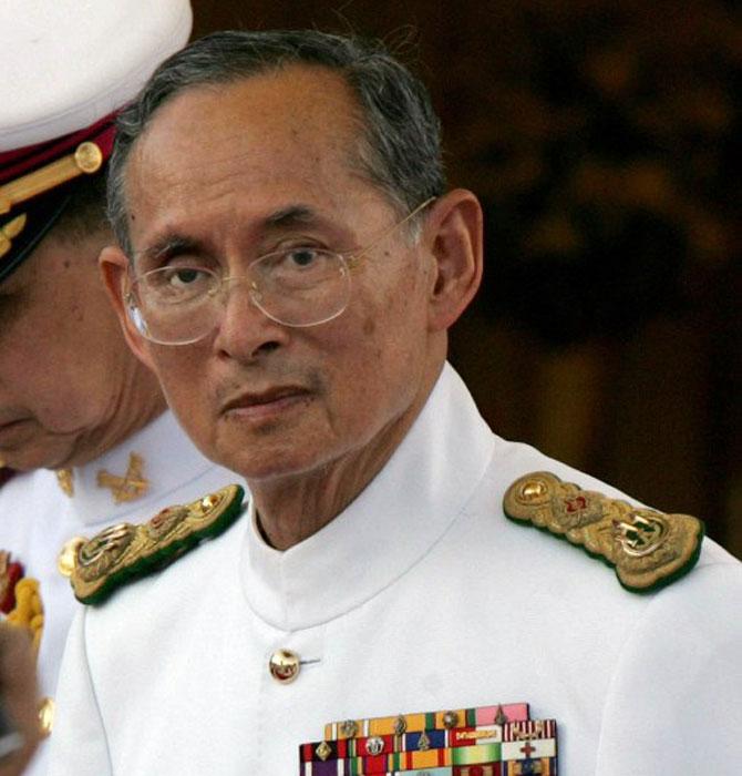 Thai king Bhumibol Adulyadej dies at age 88
