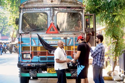 Three Mumbaikars 'cast' top traffic hooligans as 'stars' of their series