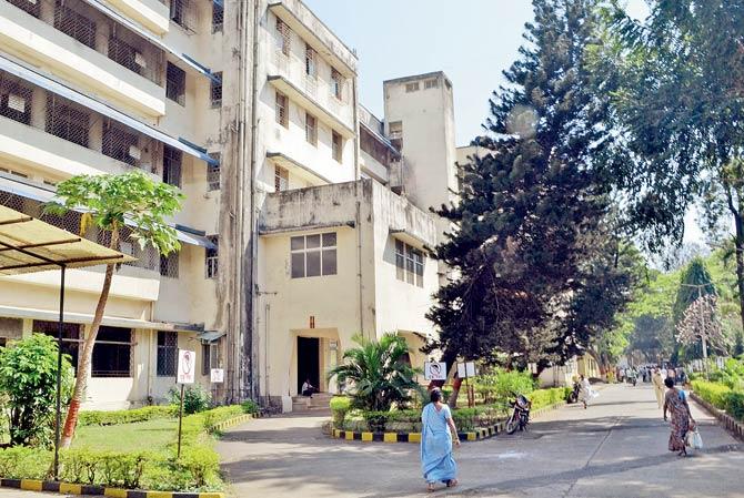 The Sewri hospital receives as many as 25,000 patients every year, increasing the risk of exposure for workers. File pic