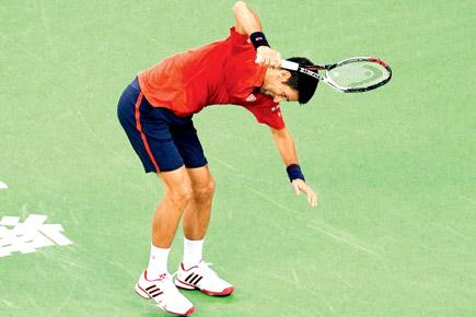 Novak Djokovic first loses his cool, then his match at Shanghai