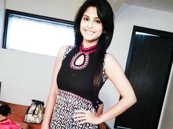 Mumbai auto driver smartly fools TV actress with 100 rupee note