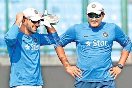 MS Dhoni's batting spot depends on situations, says Anil Kumble