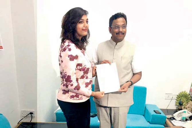 Urja Bharatiya met up with education minister Vinod Tawde to discuss her campaign