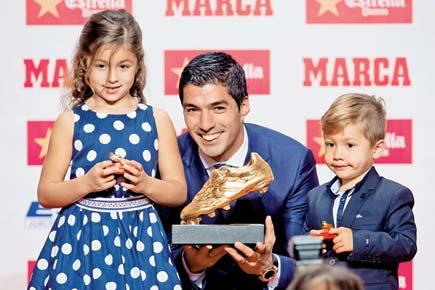 Despite winning Golden Boot, Luis Suarez baffled by kids' question