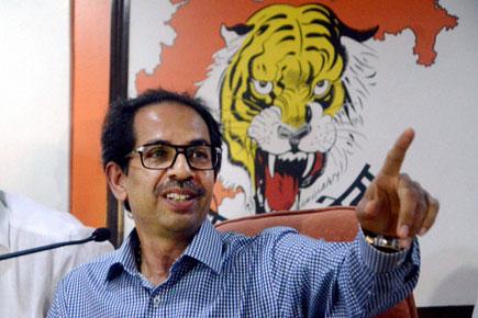 Uddhav Thackeray pokes fun at meet mediated by CM on film controversy