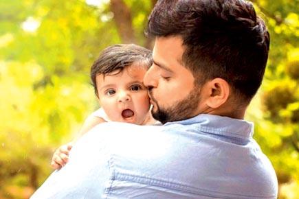 This photo of Suresh Raina with his daughter Gracia is adorable!